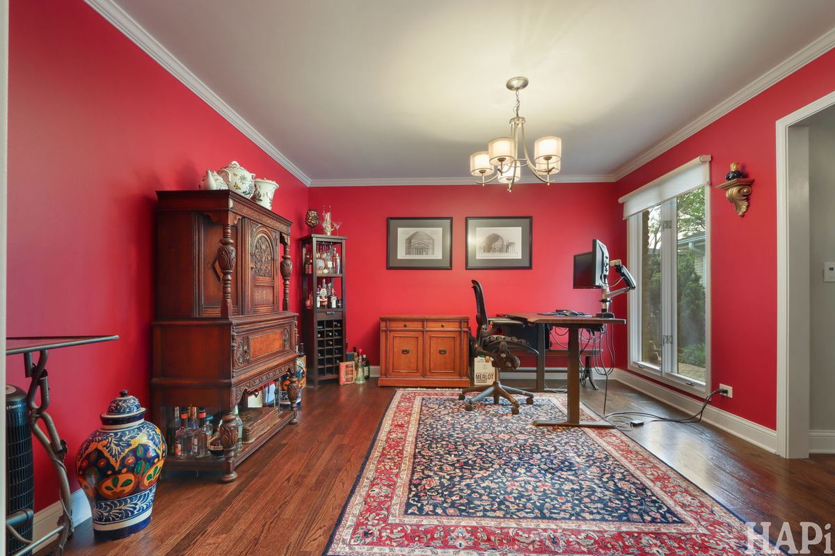 3930 Gloria Court, Glenview, IL 60025