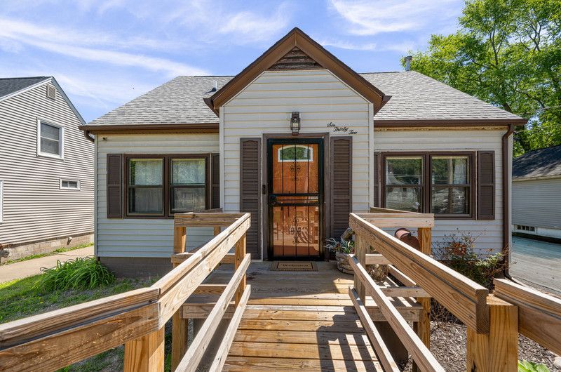 632 N Russell Street, Geneseo, IL 61254