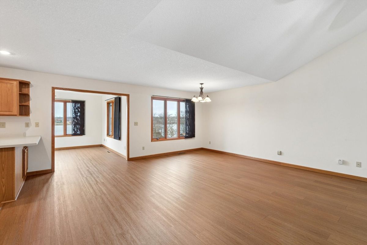 118 5th Street #2, Fulton, IL 61252