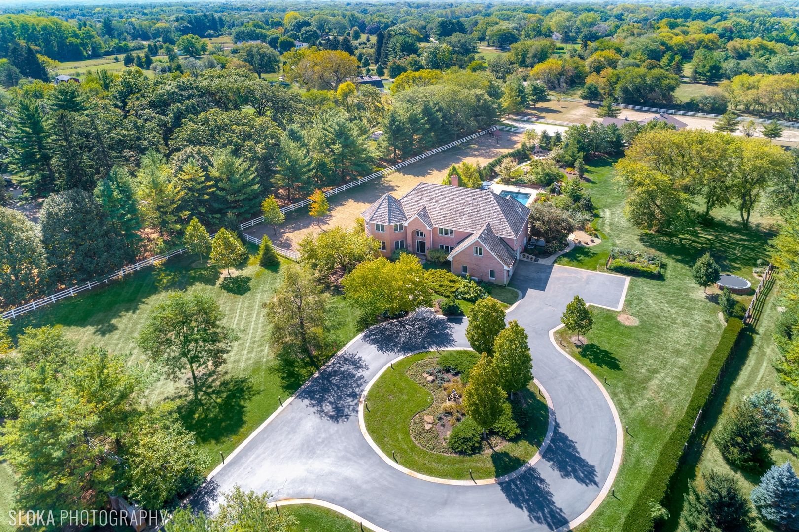 11 Moate Lane — Barrington Hills, IL 60010