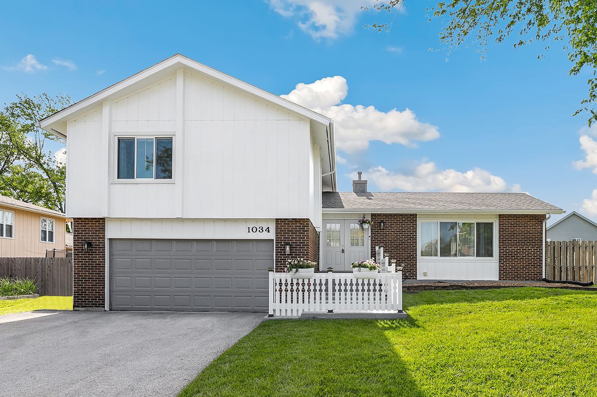 1034 Monterey Court, University Park, IL 60484