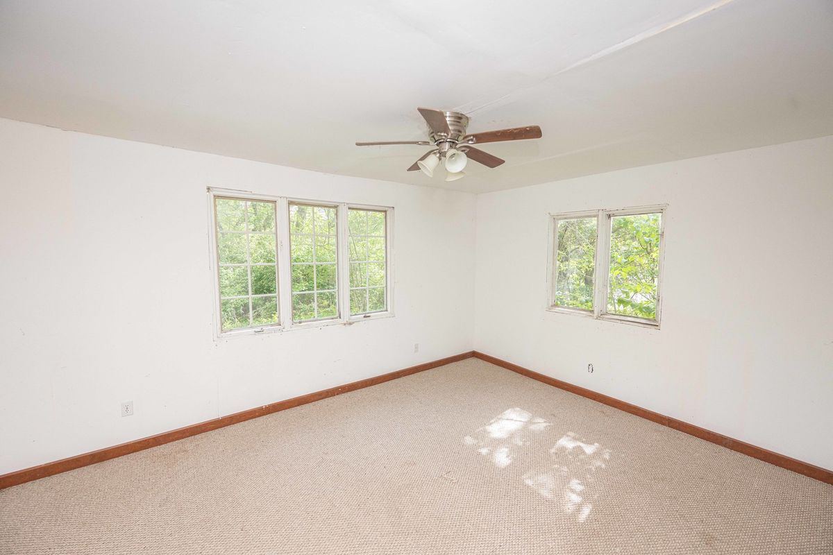 21860 W IL-113 Highway, Custer Park, IL 60481