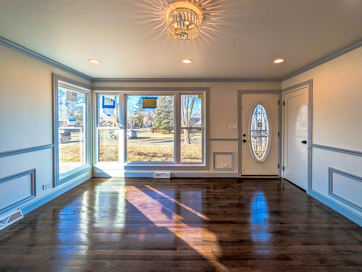 401 W 14th Place, Chicago Heights, IL 60411