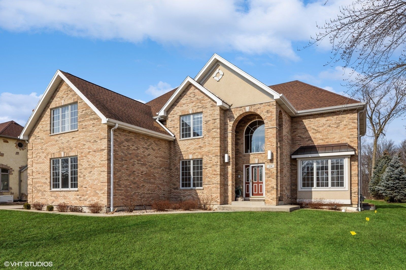 17W234 Massel Court — Bensenville, IL 60106