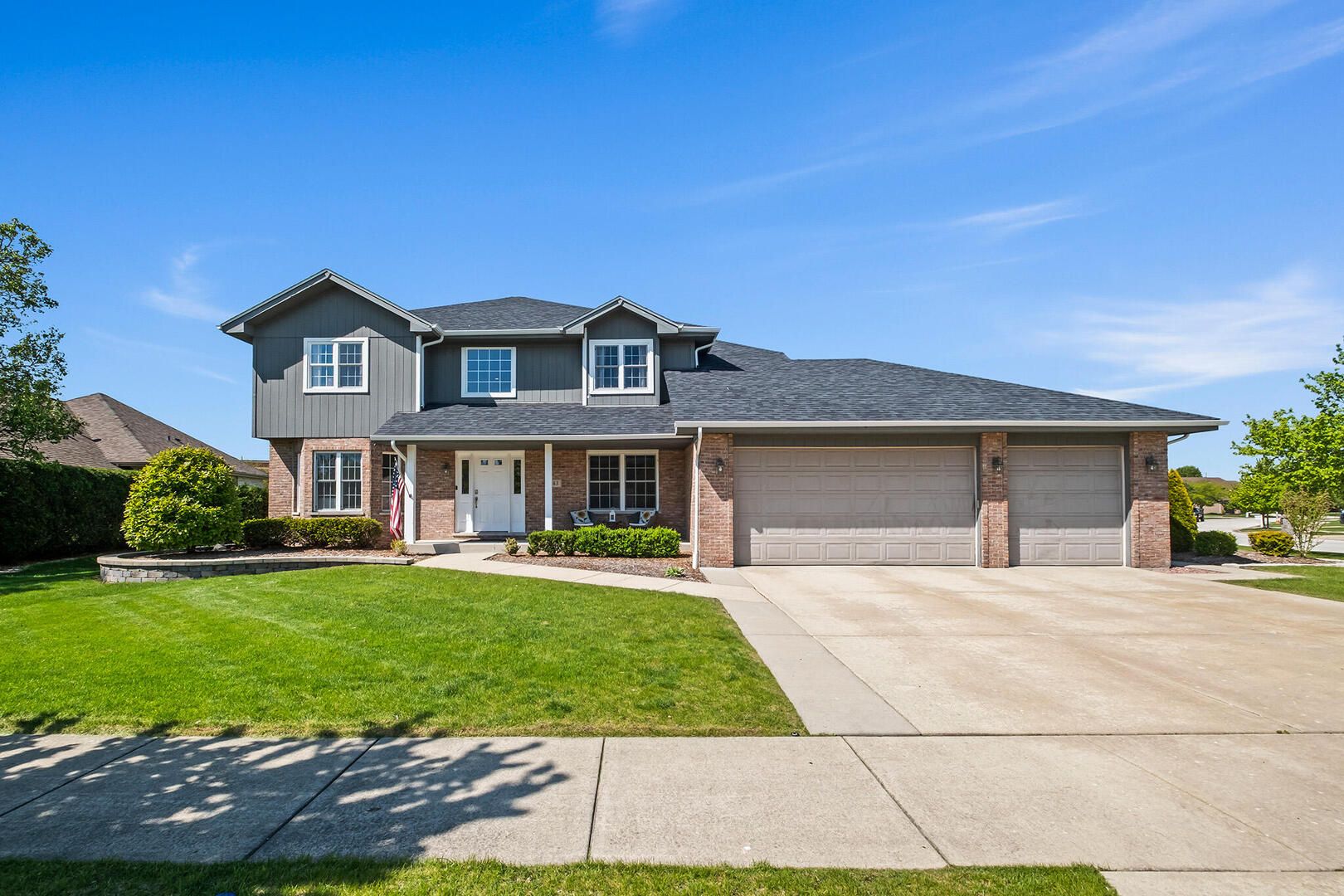 8143 Stonegate Drive — Tinley Park, IL 60487