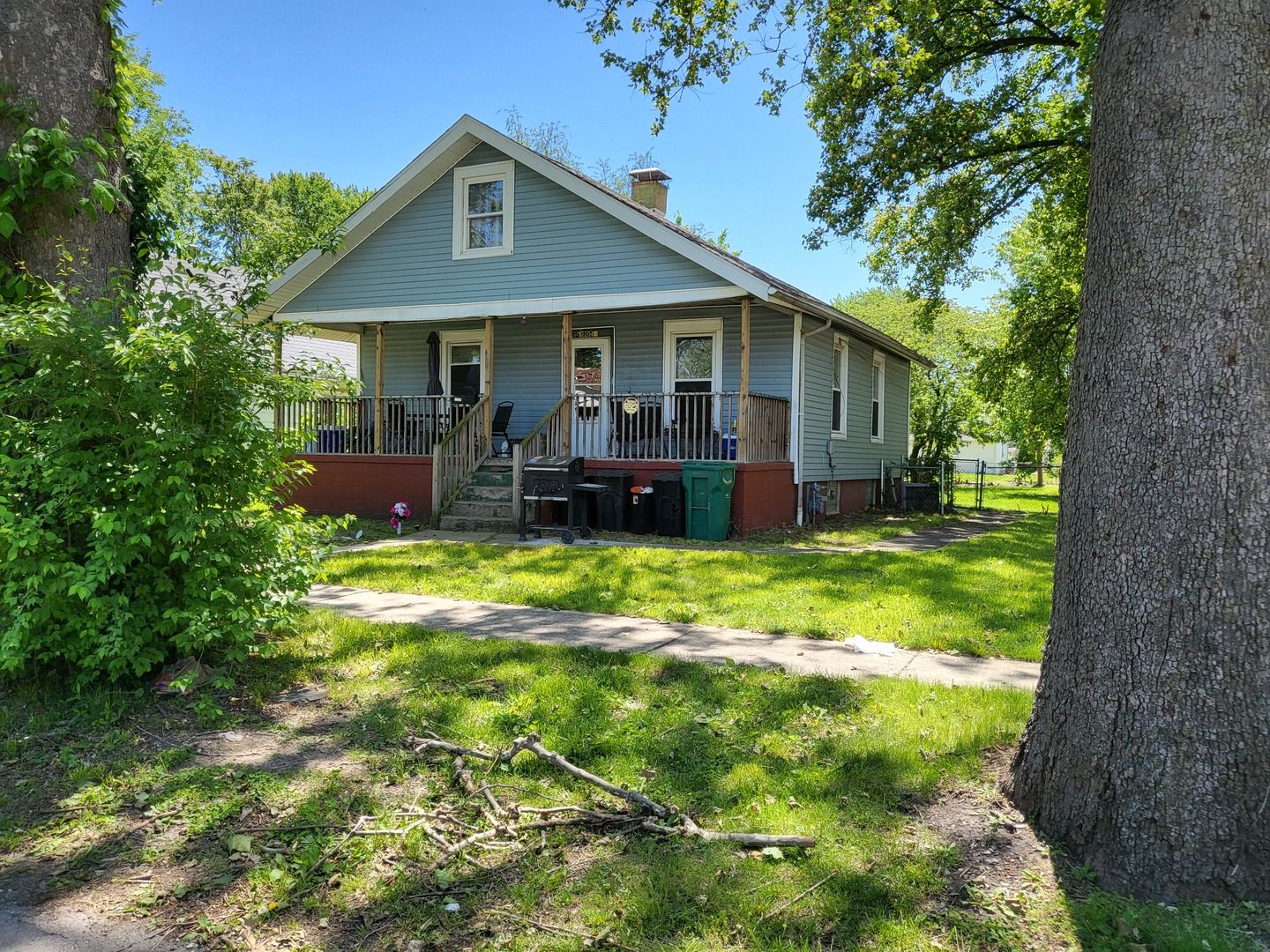 2204 E Stuart Street — Springfield, IL 62703