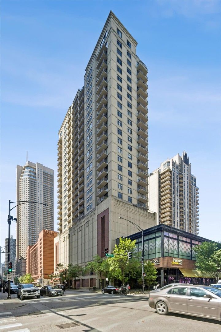 630 State Street, Chicago, IL 60654