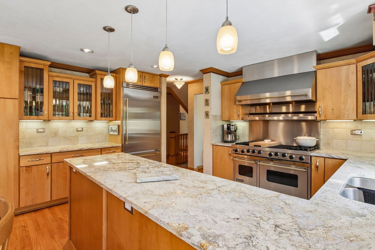 6N013 Acacia Lane, Medinah, IL 60157