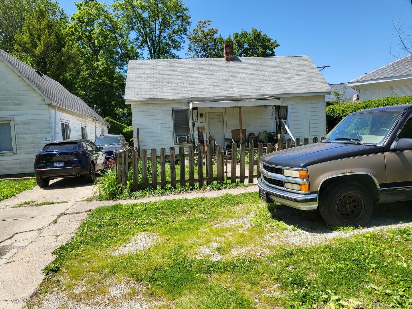 2105 S 15th Street — Springfield, IL 62703