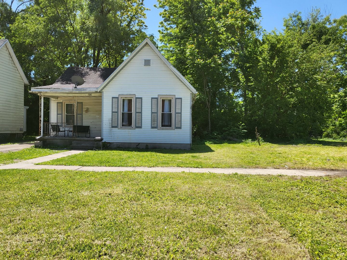 1706 E Edwards Street — Springfield, IL 62703