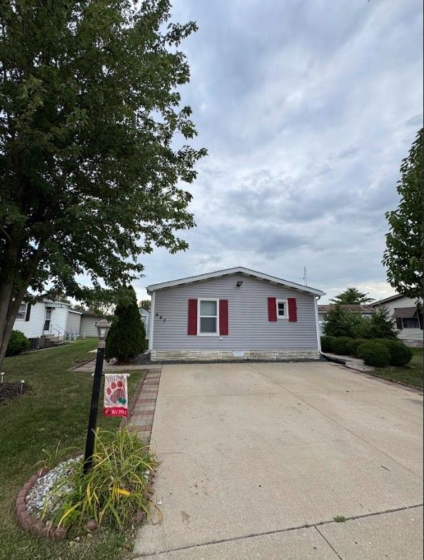 607 Park Avenue — Belvidere, IL 61008