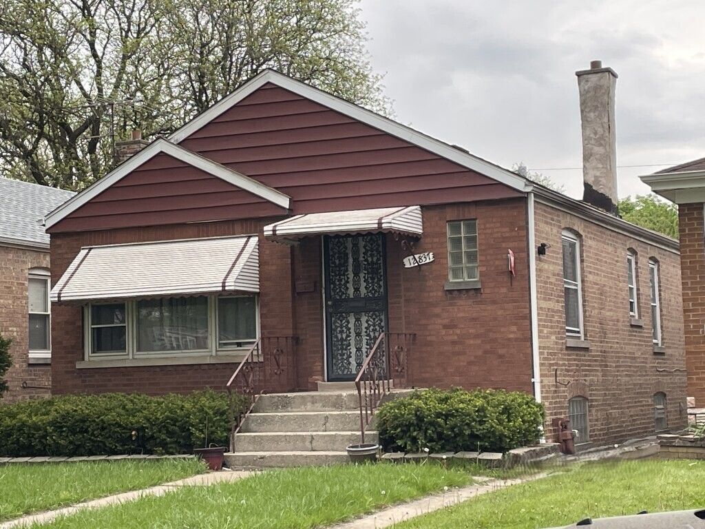 12837 Union Avenue, Chicago, IL 60628