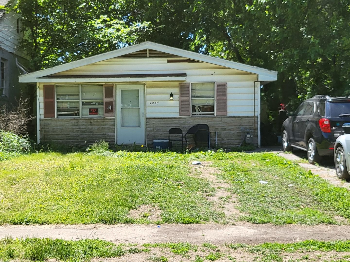 2234 E Monroe Street — Springfield, IL 62703