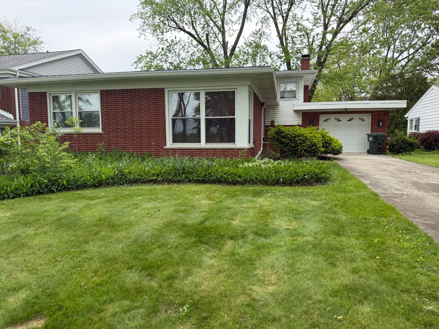 718 Central Park Avenue — Flossmoor, IL 60422