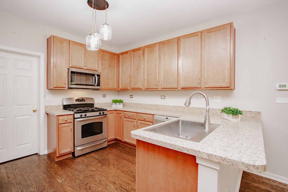 1208 WAVERLY Drive #1208, Volo, IL 60020
