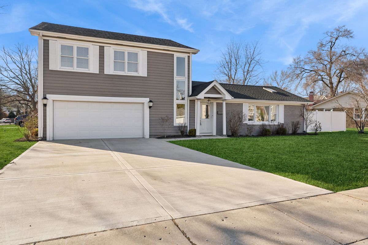 1370 Northmoor Court, Northbrook, IL 60062