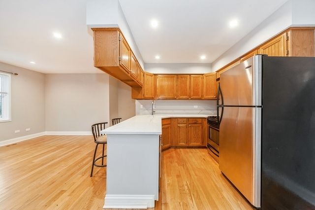 608 Inverrary Lane #608, Deerfield, IL 60015