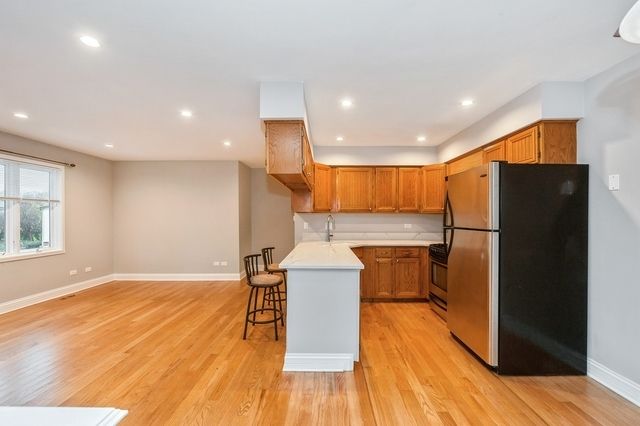 608 Inverrary Lane #608, Deerfield, IL 60015