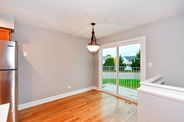 608 Inverrary Lane #608, Deerfield, IL 60015