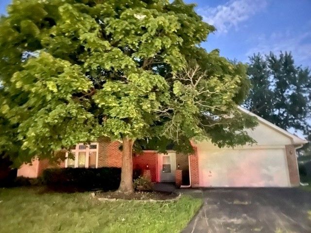 3064 Long Grove Lane, Aurora, IL 60504