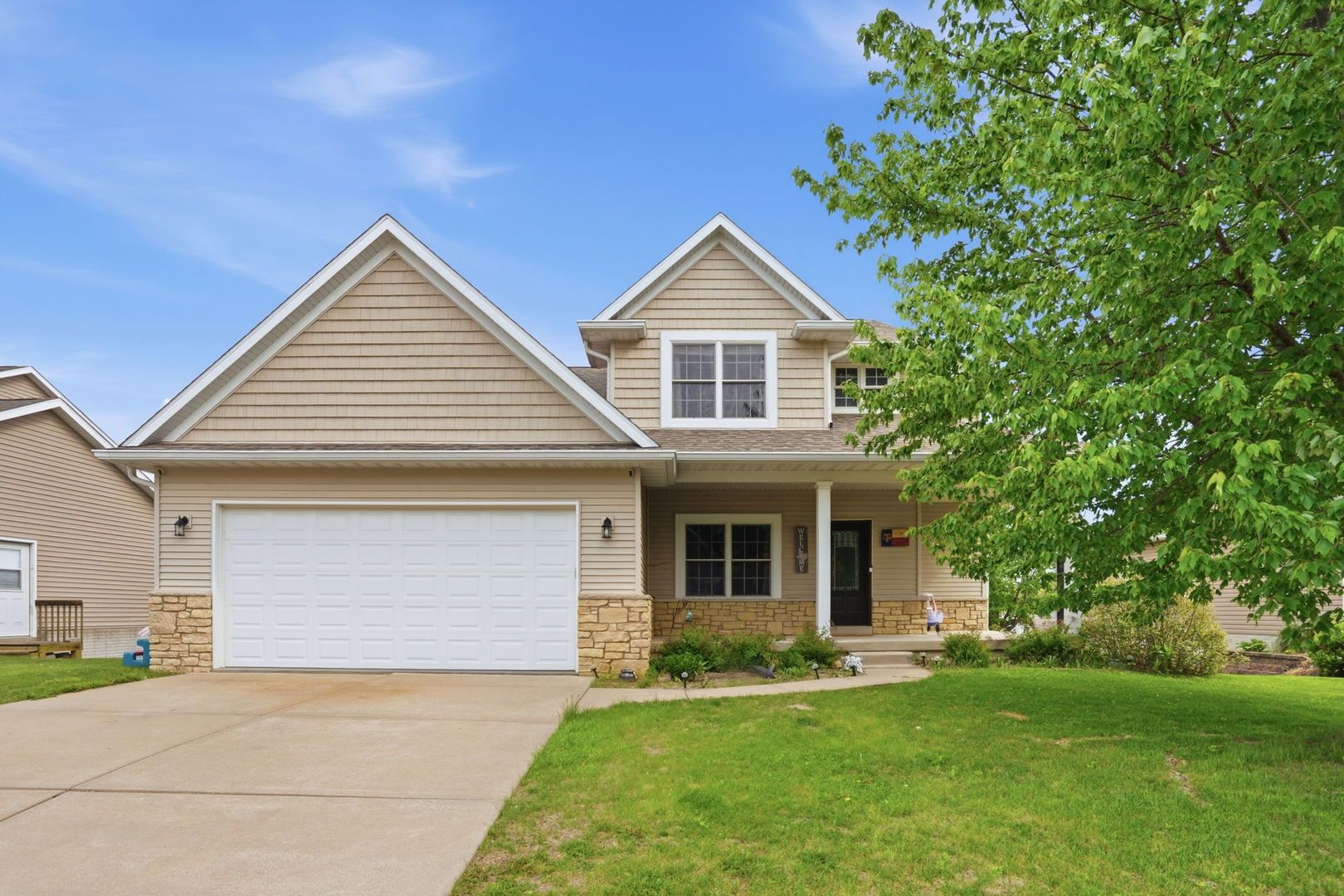 1101 Wild West Drive — Leclaire, IA 52753
