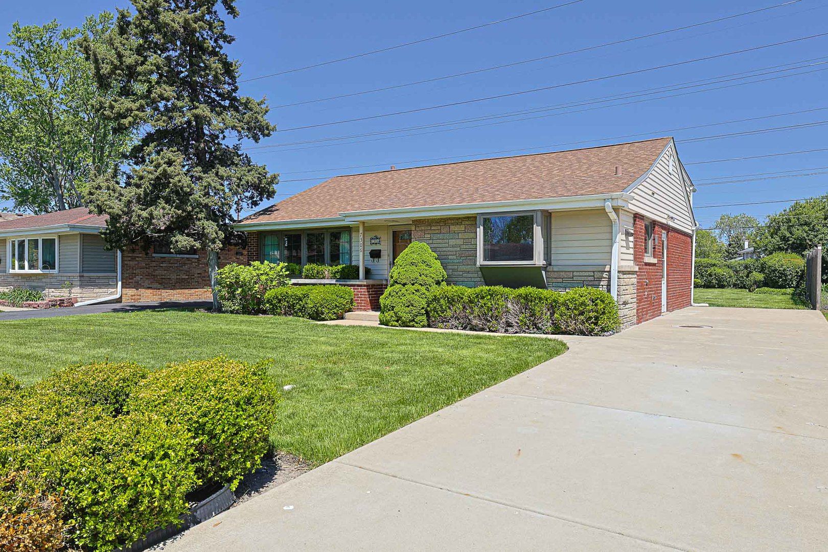 7306 Arcadia Street — Morton Grove, IL 60053