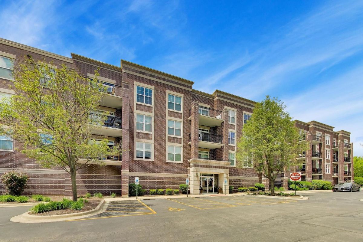 50 Greeley Street, Palatine, IL 60067