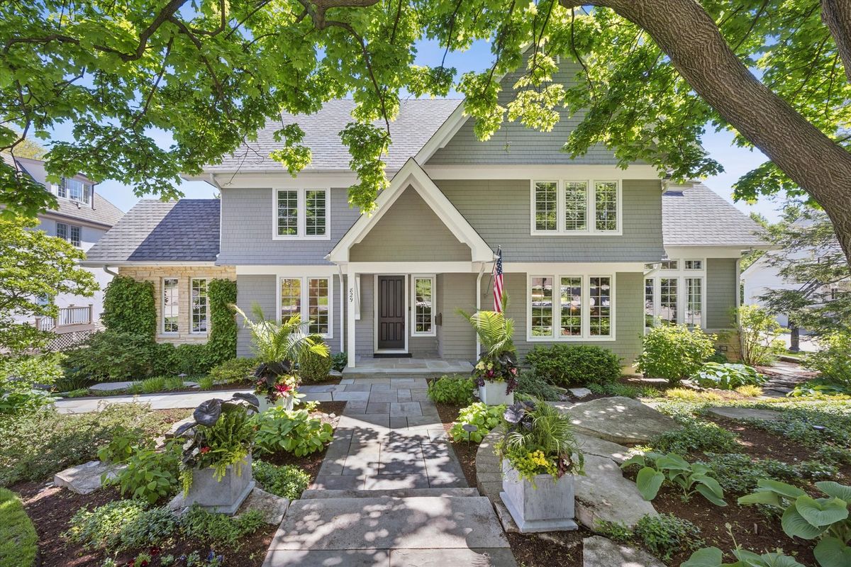 829 Thurlow Street, Hinsdale, IL 60521