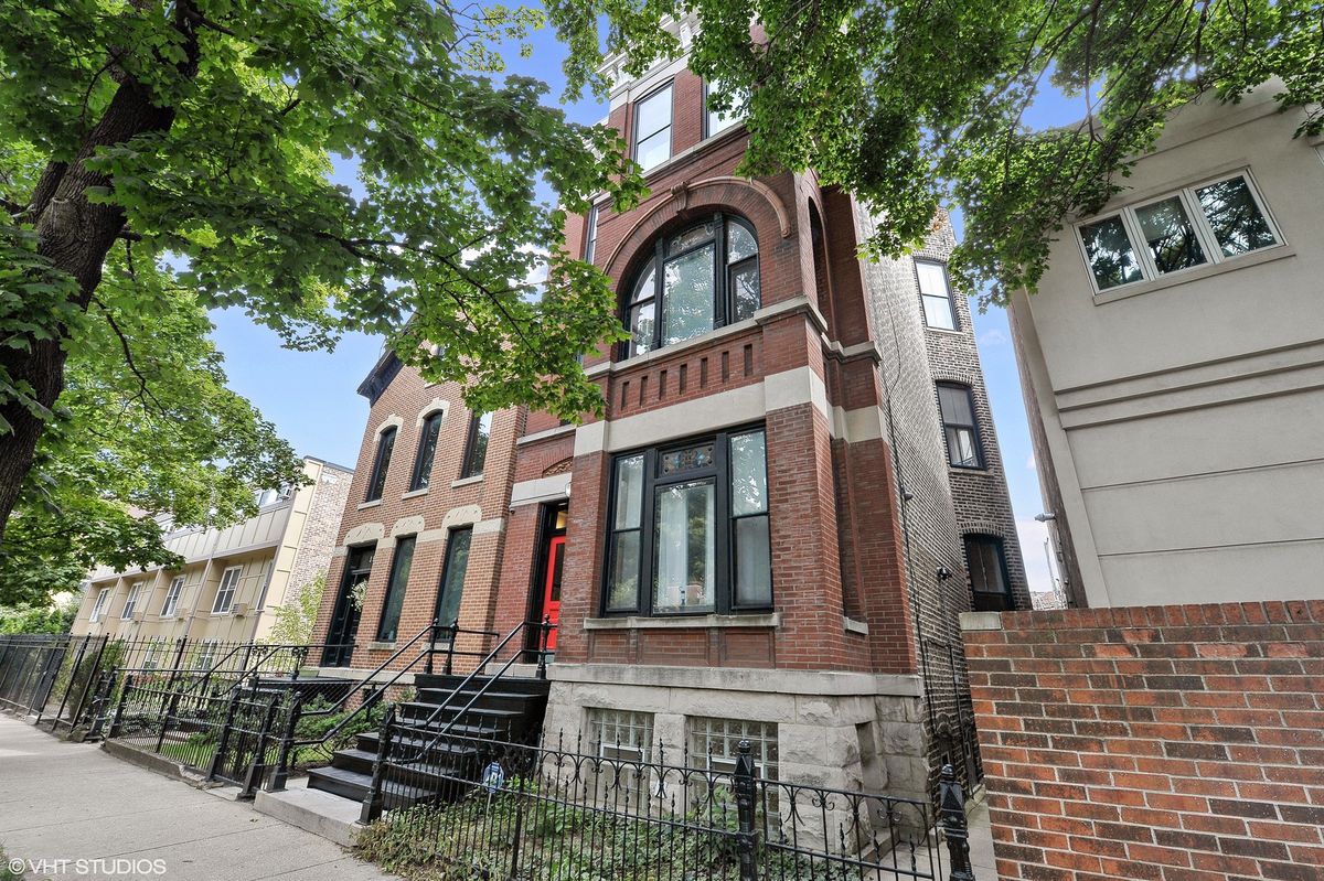 1917 Larrabee Street, Chicago, IL 60614
