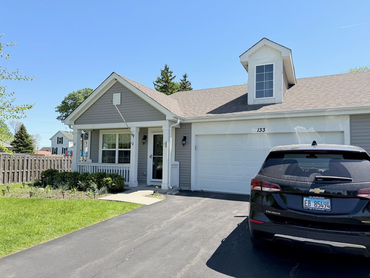 133 Norfolk Lane, Pingree Grove, IL 60140