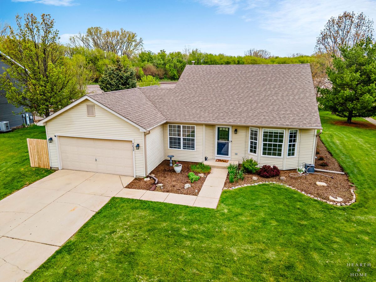 5832 Landcaster Circle, McHenry, IL 60050