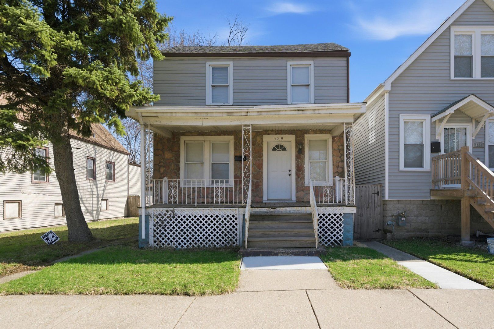 7219 S Wood Street — Chicago, IL 60636