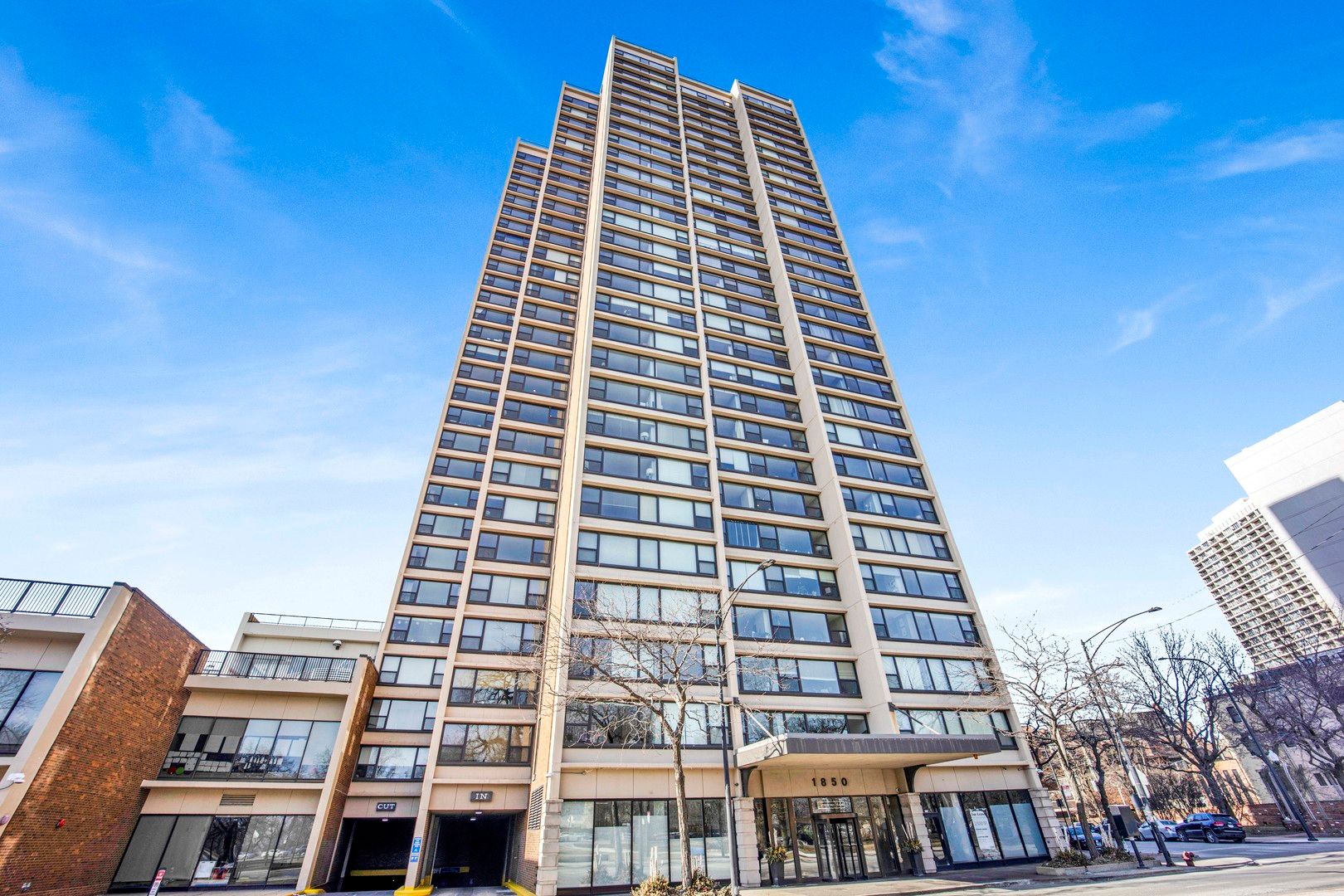1850 N CLARK Street #703 — Chicago, IL 60614