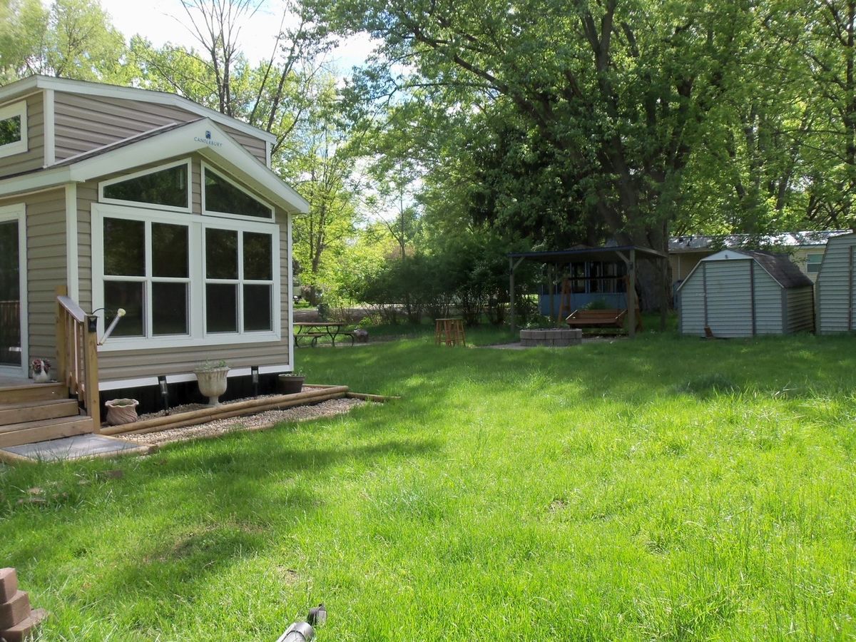 24/48&49 Woodhaven, Sublette, IL 61367