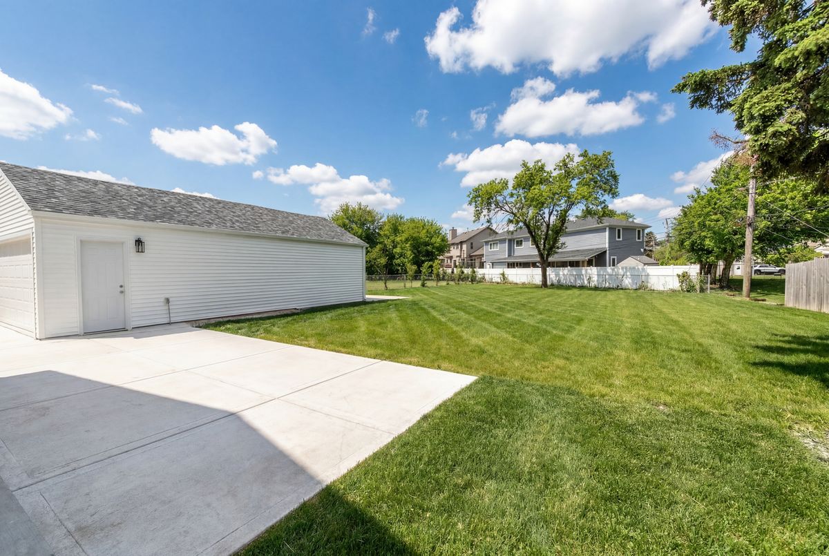 208 Alvin Avenue, Northlake, IL 60164