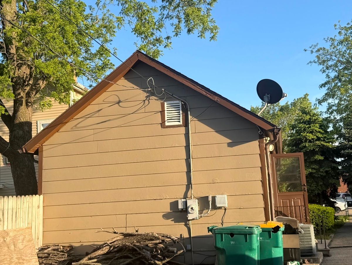 209 Ohio Street, Joliet, IL 60432