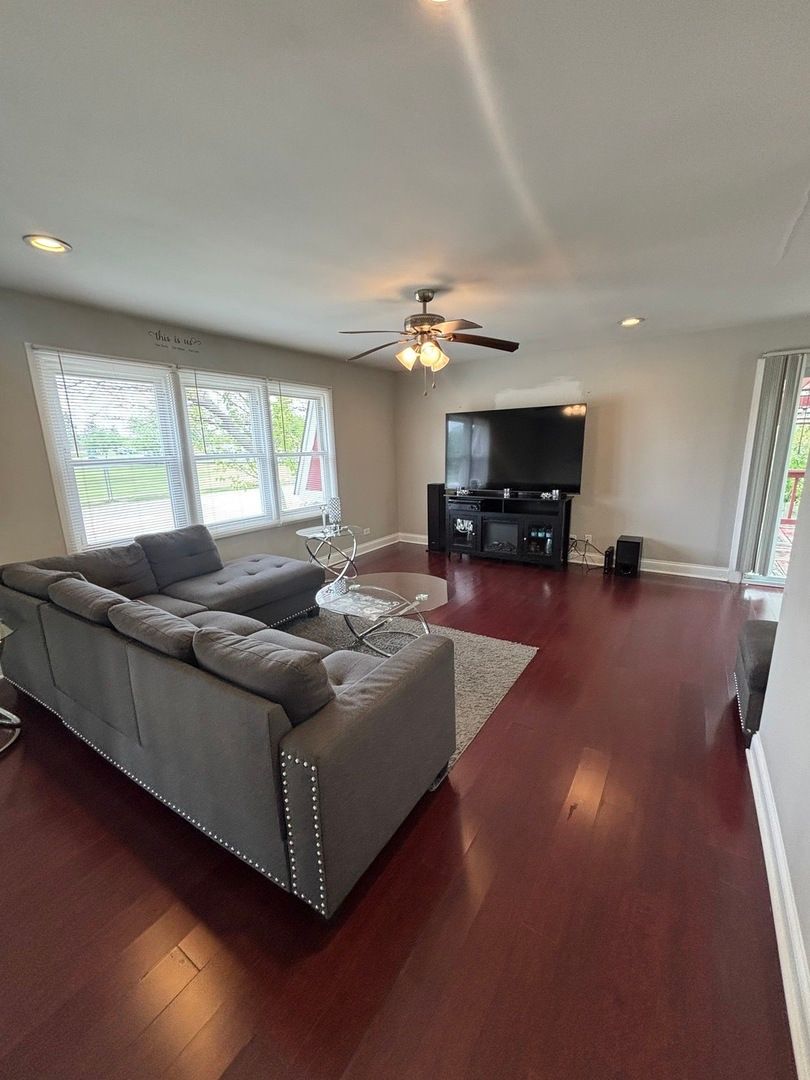 17501 Winston Drive, Country Club Hills, IL 60478