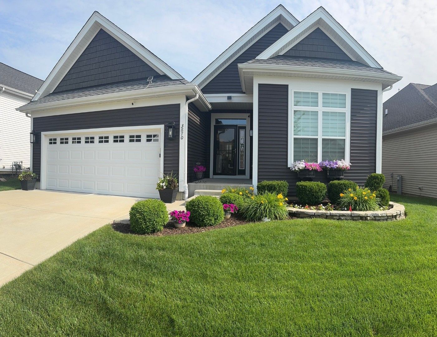 3870 Double Eagle Drive — Elgin, IL 60124