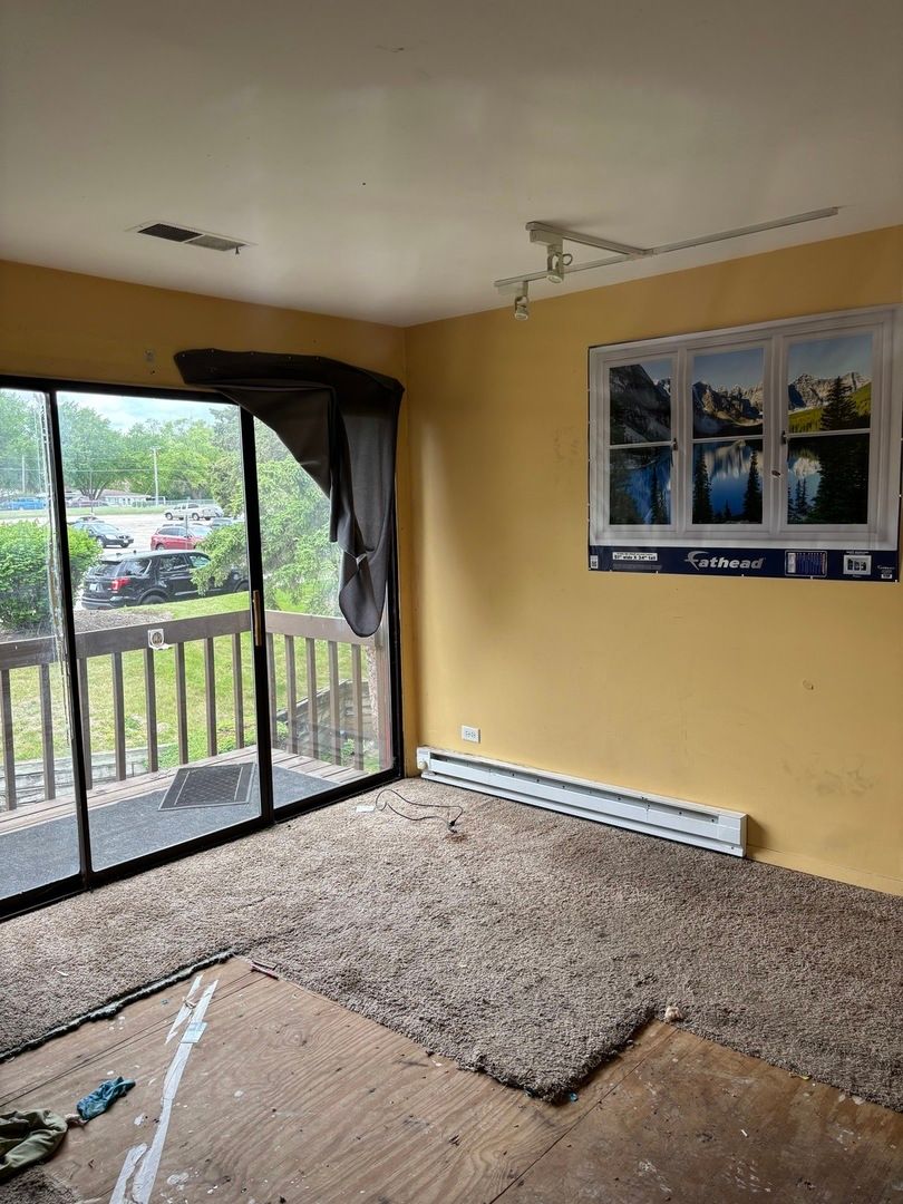 36 Bermuda Colony #5, Fox Lake, IL 60020