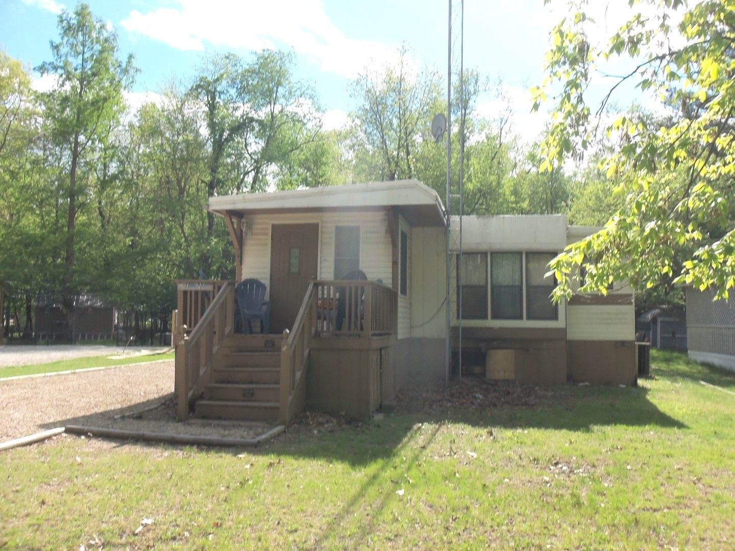 21/216 Woodhaven — Sublette, IL 61367