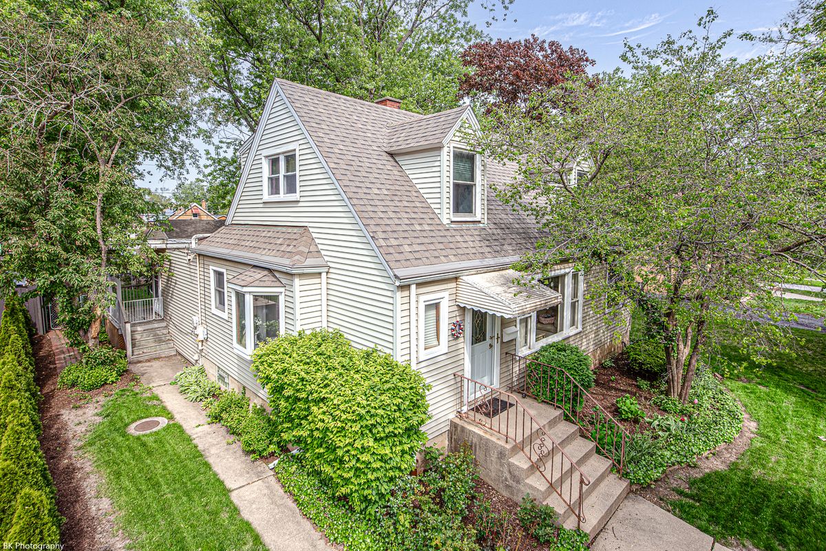 12134 Ann Street, Blue Island, IL 60406