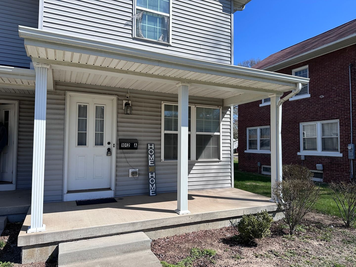 1012 W 4th Street — Sterling, IL 61081