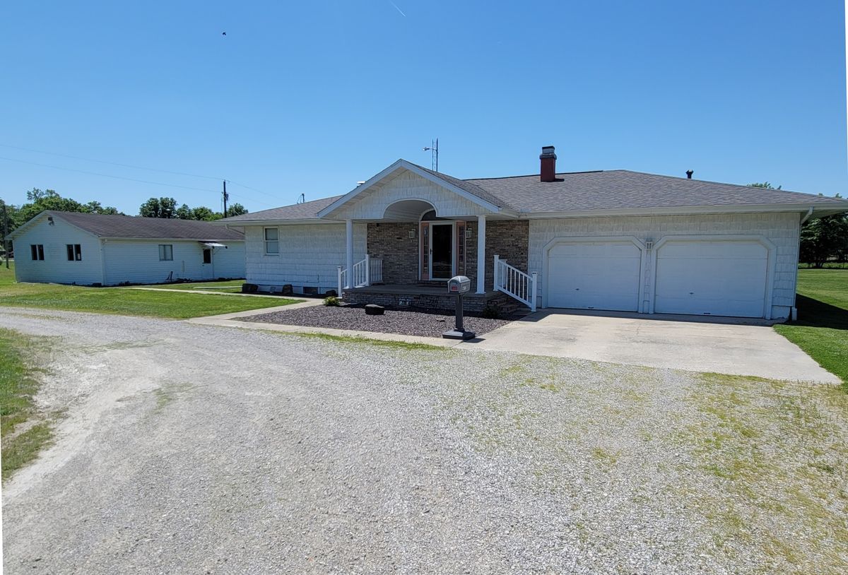 2705 Broadway Avenue, Salem, IL 62881