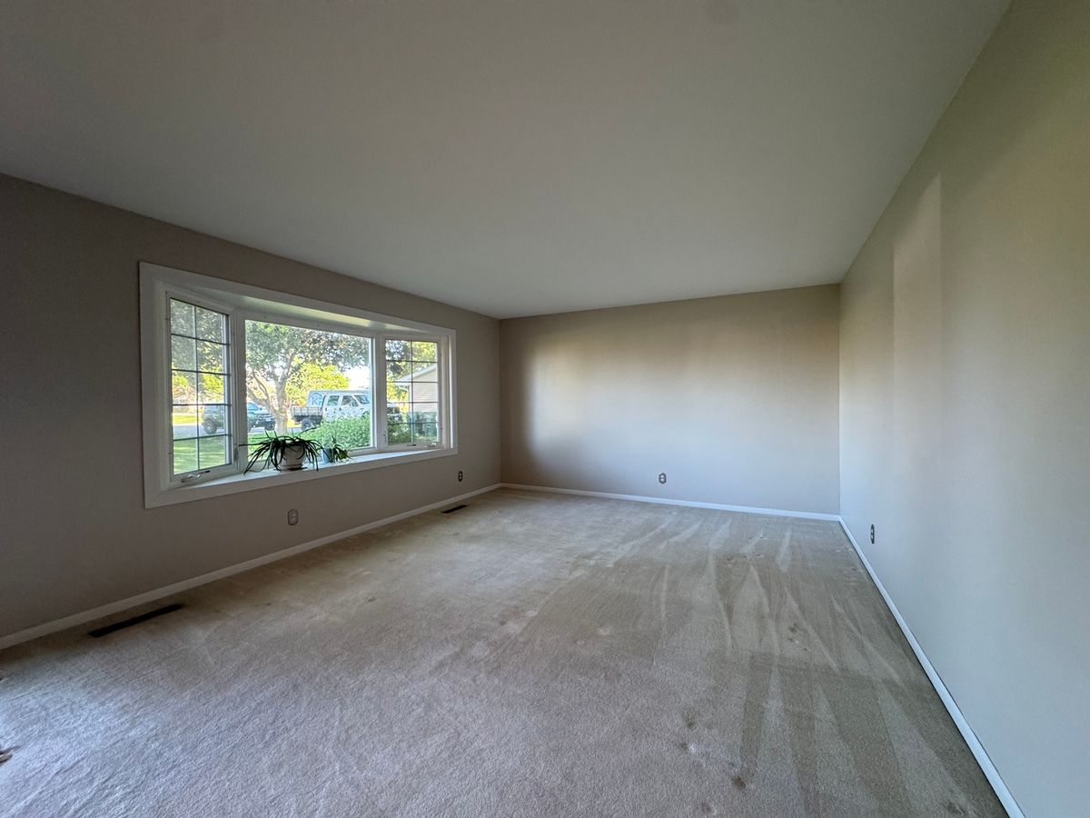 1496 W Lotus Lane, Kankakee, IL 60901