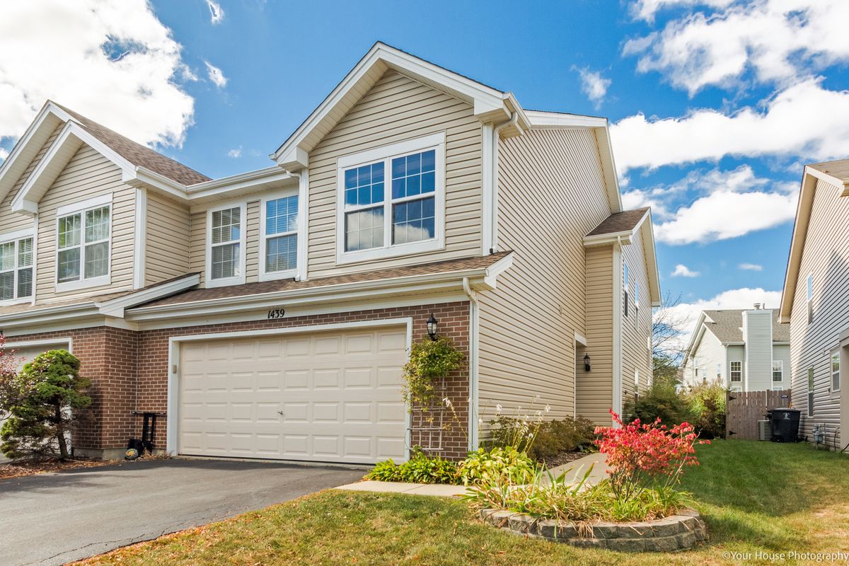 1439 Derby Lane, Mundelein, IL 60060