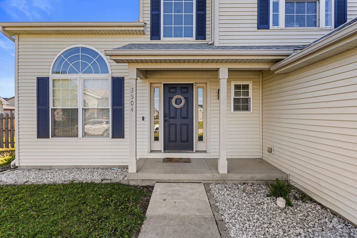 3504 S Myra Ridge Drive, Urbana, IL 61802
