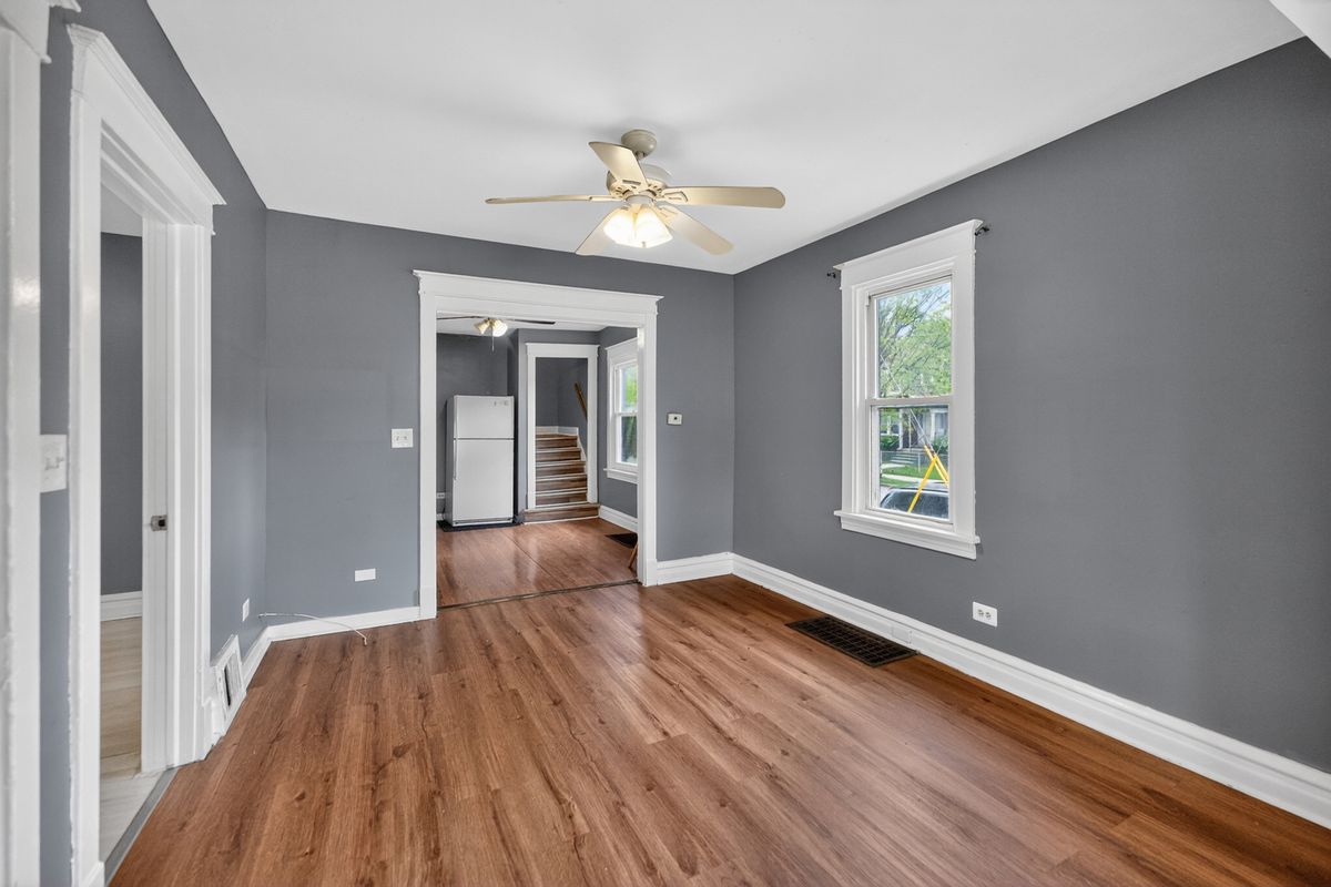 1901-1903 Emerson Street, Evanston, IL 60201