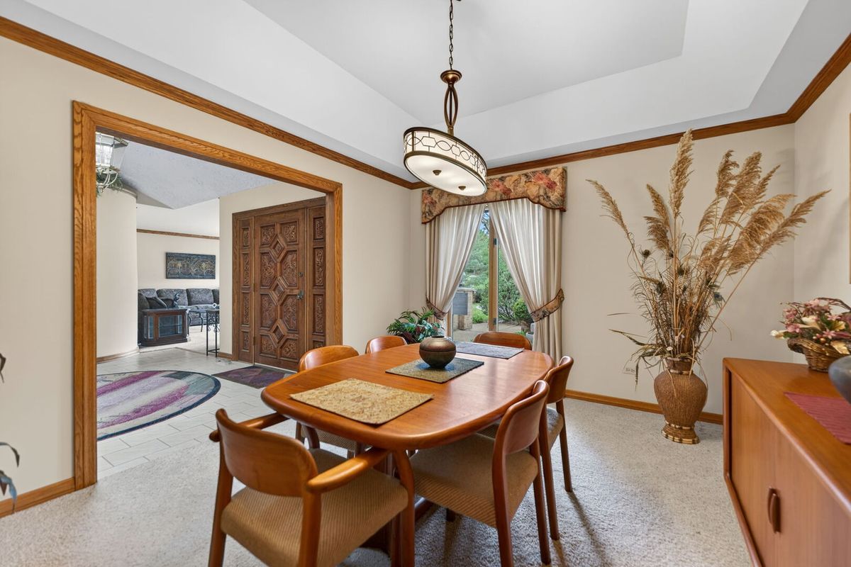 34 Carlisle Road, Hawthorn Woods, IL 60047