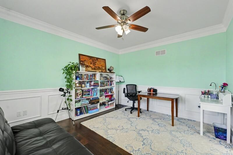 311 Bradford Avenue, Savoy, IL 61874