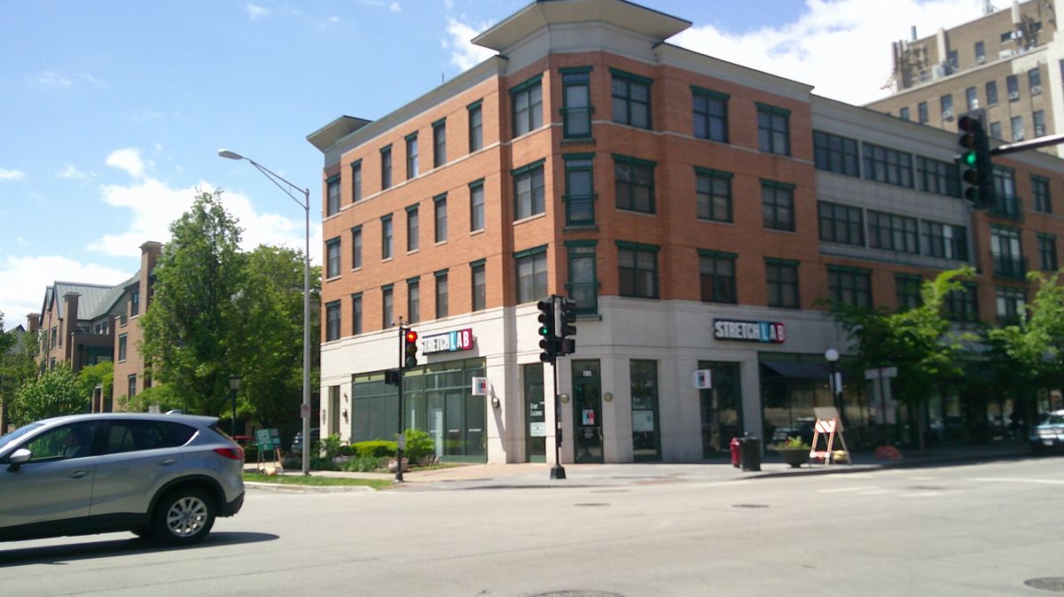 125 Euclid Avenue, Oak Park, IL 60301